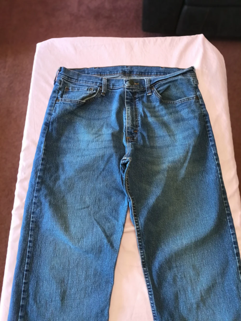 Wrangler Men's Straight-Leg Jeans Size 34x32 Medium Wash Blue